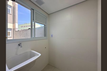 Apartamento à venda com 61m², 2 quartos e 1 vaga Apartamento à venda com 61m², 2 quartos e 1 vagaÁrea de Serviço
