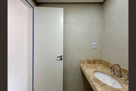 Apartamento à venda com 61m², 2 quartos e 1 vaga Apartamento à venda com 61m², 2 quartos e 1 vagaBanheiro