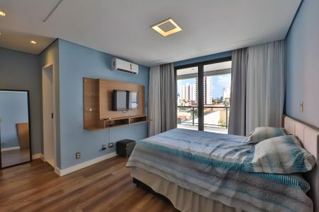 Casa à venda com 245m², 4 quartos e 4 vagas Casa à venda com 245m², 4 quartos e 4 vagasQuarto