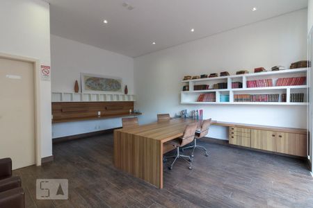 Apartamento para alugar com 88m², 2 quartos e 1 vaga Apartamento para alugar com 88m², 2 quartos e 1 vagaArea Comum - Office