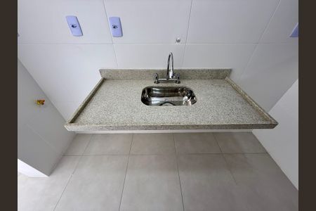 Apartamento à venda com 56m², 2 quartos e sem vagaCozinha