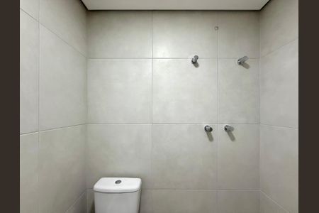 Apartamento à venda com 56m², 2 quartos e 1 vaga Apartamento à venda com 56m², 2 quartos e 1 vagaBanheiro