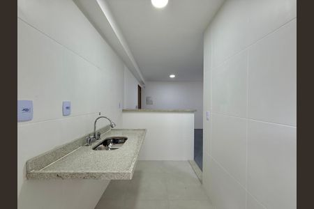 Apartamento à venda com 56m², 2 quartos e 1 vaga Apartamento à venda com 56m², 2 quartos e 1 vagaCozinha