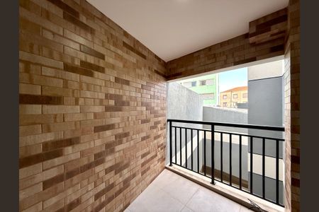 Apartamento à venda com 56m², 2 quartos e 1 vaga Apartamento à venda com 56m², 2 quartos e 1 vagaSacada