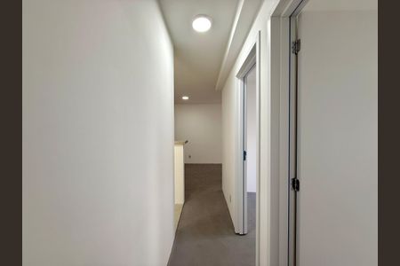 Apartamento à venda com 56m², 2 quartos e 1 vaga Apartamento à venda com 56m², 2 quartos e 1 vagaCorredor Quartos