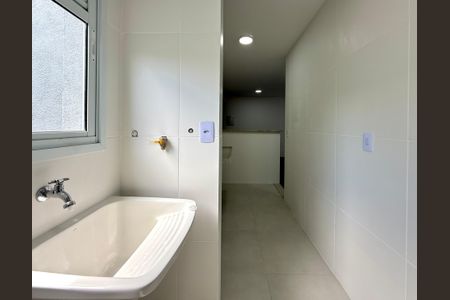 Apartamento à venda com 56m², 2 quartos e 1 vaga Apartamento à venda com 56m², 2 quartos e 1 vagaÁrea de Serviço