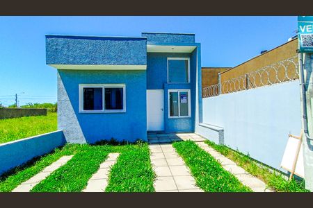 Casa à venda com 133m², 3 quartos e 2 vagasFachada