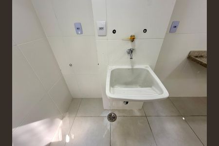 Apartamento à venda com 43m², 1 quarto e sem vaga Apartamento à venda com 43m², 1 quarto e sem vagaÁrea de Serviço