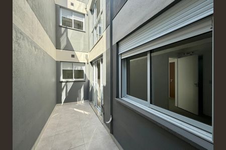 Apartamento à venda com 43m², 1 quarto e sem vaga Apartamento à venda com 43m², 1 quarto e sem vagaSacada