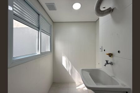 Apartamento à venda com 43m², 1 quarto e sem vaga Apartamento à venda com 43m², 1 quarto e sem vagaÁrea de Serviço