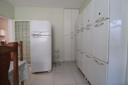 Casa para alugar com 230m², 3 quartos e 3 vagasCozinha