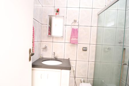 Casa para alugar com 230m², 3 quartos e 3 vagasBanheiro de serviço