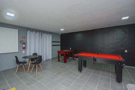Apartamento à venda com 44m², 2 quartos e 1 vaga Apartamento à venda com 44m², 2 quartos e 1 vagaSalão de jogos