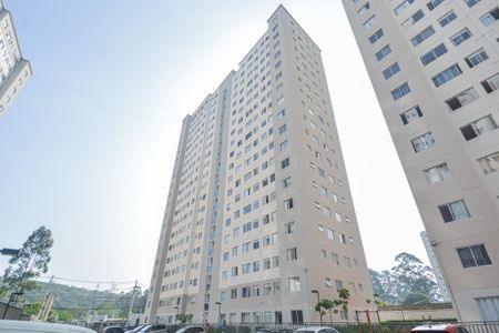 Apartamento à venda com 44m², 2 quartos e 1 vaga Apartamento à venda com 44m², 2 quartos e 1 vagaFachada