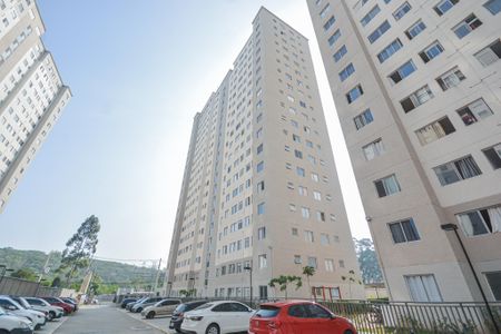 Apartamento à venda com 44m², 2 quartos e 1 vaga Apartamento à venda com 44m², 2 quartos e 1 vagaFachada