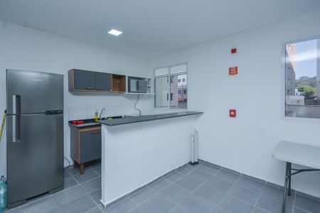 Apartamento à venda com 44m², 2 quartos e 1 vaga Apartamento à venda com 44m², 2 quartos e 1 vagaÁrea comum - Salão de festas