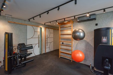 Apartamento à venda com 44m², 2 quartos e 1 vaga Apartamento à venda com 44m², 2 quartos e 1 vagaÁrea comum - Academia