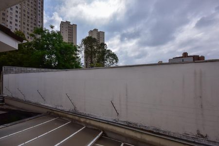 Casa de condomínio à venda com 200m², 4 quartos e 2 vagasVista do Quarto 1