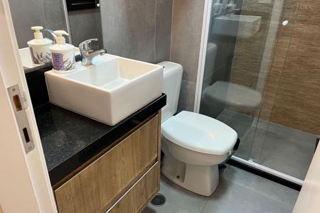 Apartamento para alugar com 66m², 2 quartos e 1 vagaBanheiro