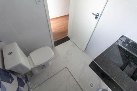 Casa à venda com 130m², 3 quartos e 2 vagas Casa à venda com 130m², 3 quartos e 2 vagasBanheiro 1