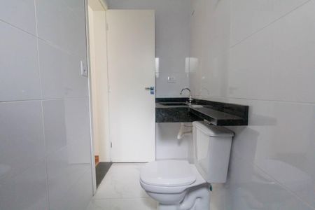 Casa à venda com 130m², 3 quartos e 2 vagas Casa à venda com 130m², 3 quartos e 2 vagasBanheiro 2