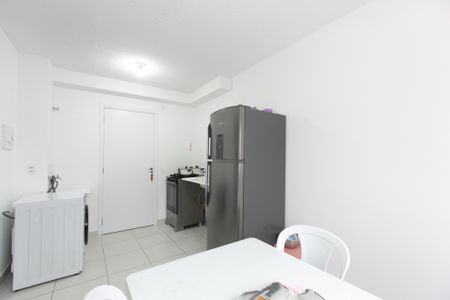 Sala / Cozinha  de apartamento para alugar com 2 quartos, 32m² em Colônia (zona Leste), São Paulo
