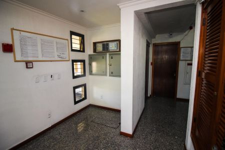 Apartamento à venda com 163m², 3 quartos e 2 vagas Apartamento à venda com 163m², 3 quartos e 2 vagasHall de entrada