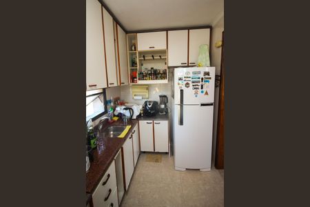 Apartamento à venda com 163m², 3 quartos e 2 vagas Apartamento à venda com 163m², 3 quartos e 2 vagasCozinha