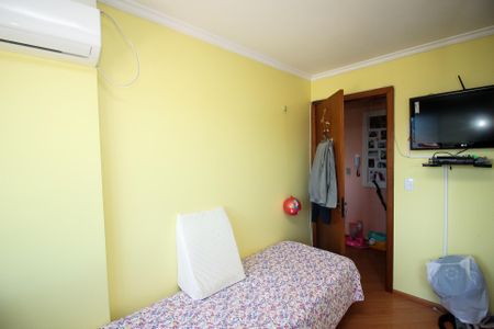 Apartamento à venda com 163m², 3 quartos e 2 vagas Apartamento à venda com 163m², 3 quartos e 2 vagasQuarto 1