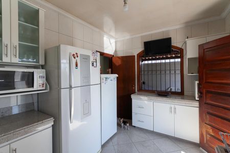 Casa à venda com 290m², 3 quartos e 3 vagas Casa à venda com 290m², 3 quartos e 3 vagasCozinha