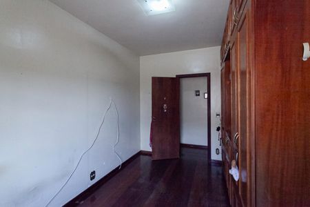 Casa à venda com 3 quartos, 290m² em Santa Monica, Belo Horizonte