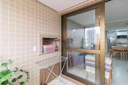 Varanda da Sala de apartamento à venda com 2 quartos, 70m² em Jardim Botânico, Porto Alegre