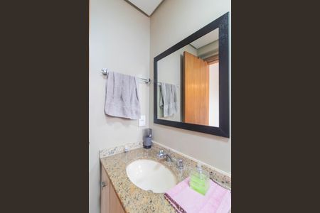 Apartamento à venda com 70m², 2 quartos e 2 vagasBanheiro da Suíte