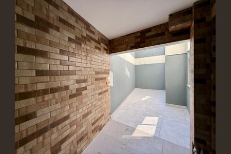 Apartamento à venda com 69m², 2 quartos e sem vaga Apartamento à venda com 69m², 2 quartos e sem vagaVaranda