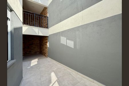 Apartamento à venda com 69m², 2 quartos e sem vaga Apartamento à venda com 69m², 2 quartos e sem vagaVaranda