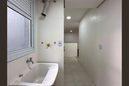 Apartamento à venda com 69m², 2 quartos e sem vaga Apartamento à venda com 69m², 2 quartos e sem vagaÁrea de Serviço