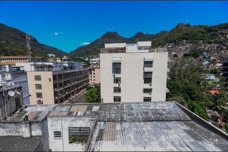 Apartamento à venda com 90m², 3 quartos e 2 vagasQuarto