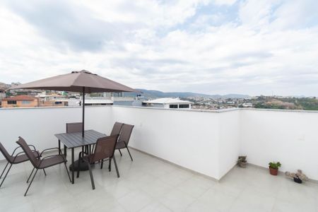 Apartamento à venda com 86m², 2 quartos e 1 vaga Apartamento à venda com 86m², 2 quartos e 1 vagaCobertura