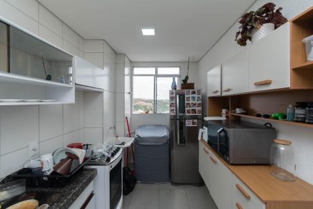 Apartamento à venda com 86m², 2 quartos e 1 vaga Apartamento à venda com 86m², 2 quartos e 1 vagaCozinha e Área de Serviço