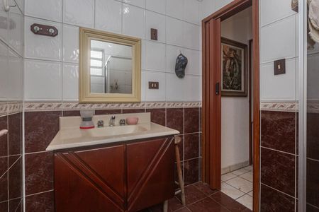 Casa à venda com 125m², 3 quartos e 2 vagasBanheiro da Suíte
