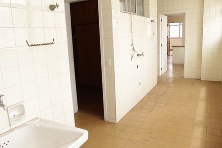 Apartamento à venda com 248m², 3 quartos e 3 vagasÁrea de Serviço