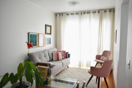 Apartamento para alugar com 55m², 2 quartos e 1 vaga Apartamento para alugar com 55m², 2 quartos e 1 vagaSala