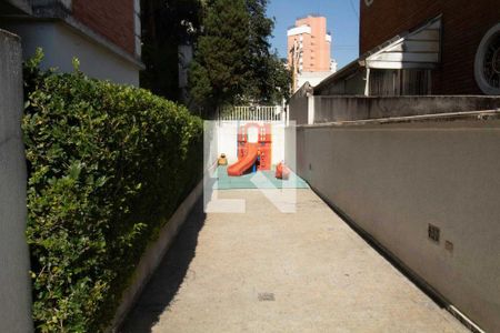 Apartamento para alugar com 55m², 2 quartos e 1 vaga Apartamento para alugar com 55m², 2 quartos e 1 vagaÁrea comum - Playground