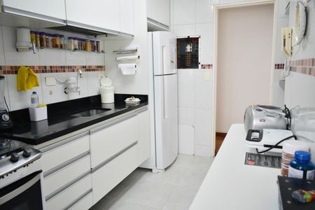 Apartamento para alugar com 55m², 2 quartos e 1 vaga Apartamento para alugar com 55m², 2 quartos e 1 vagaCozinha