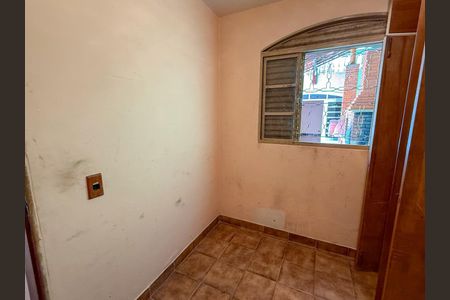 Casa à venda com 272m², 4 quartos e 5 vagas Casa à venda com 272m², 4 quartos e 5 vagasQuarto