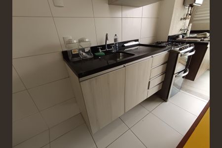 Apartamento para alugar com 53m², 2 quartos e 2 vagas Apartamento para alugar com 53m², 2 quartos e 2 vagasCozinha