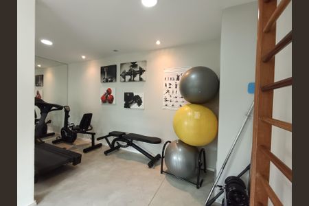 Apartamento para alugar com 53m², 2 quartos e 2 vagas Apartamento para alugar com 53m², 2 quartos e 2 vagasÁrea comum - Academia