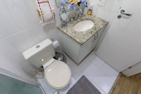 Apartamento à venda com 60m², 2 quartos e 1 vagaBanheiro 2