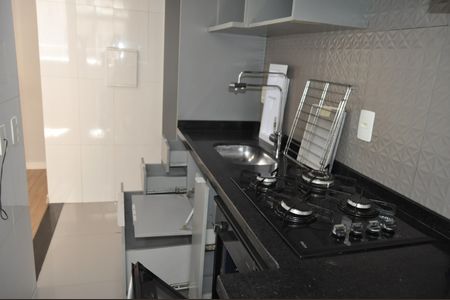 Apartamento para alugar com 2 quartos, 40m² em Del Castilho, Rio de Janeiro