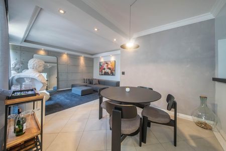 Apartamento à venda com 110m², 2 quartos e 1 vagaSala